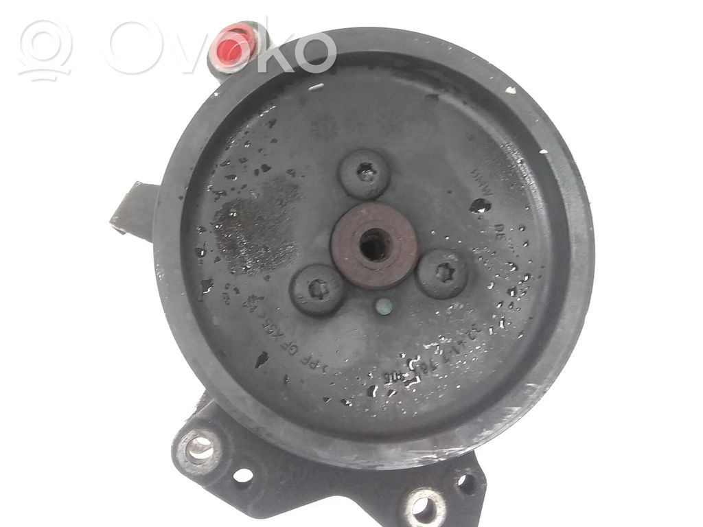 BMW 5 E60 E61 Power steering pump 