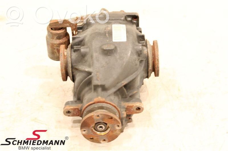Rear differential   33101428797