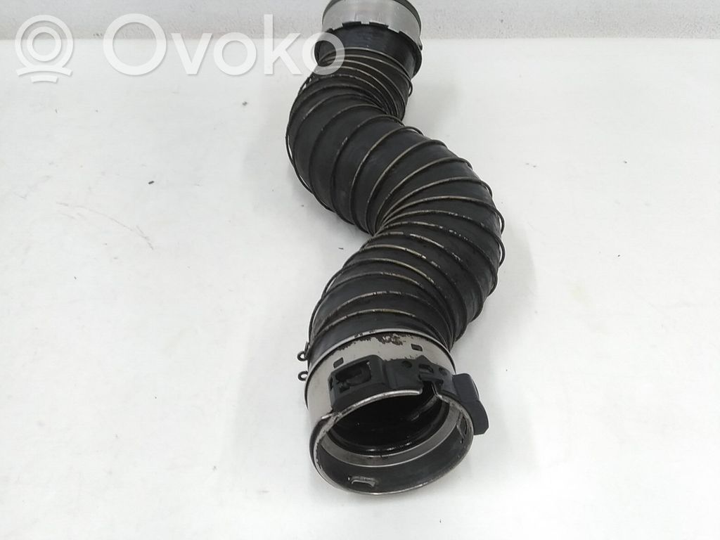 Intercooler hose/pipe   11618513288