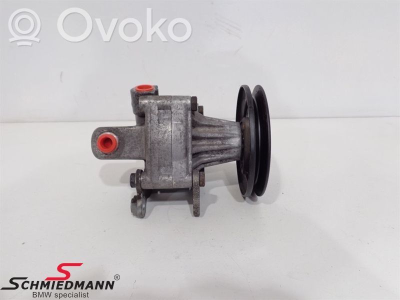 Ohjaustehostimen pumppu   32411141419