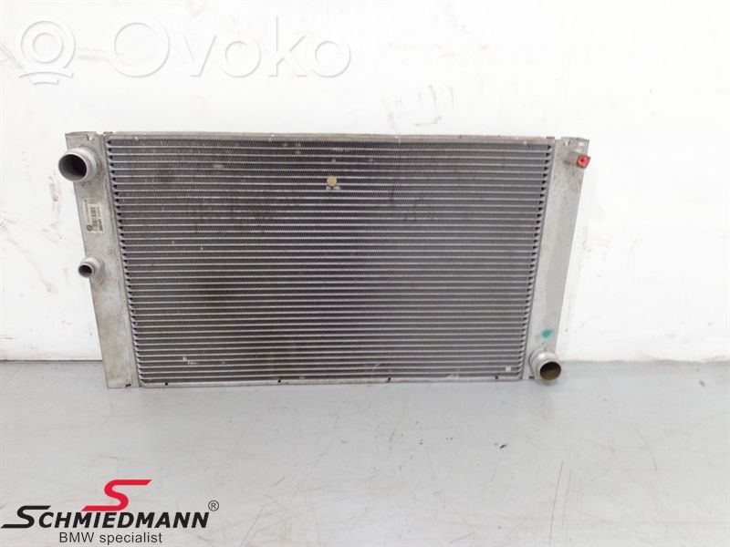 Coolant radiator   17117792832