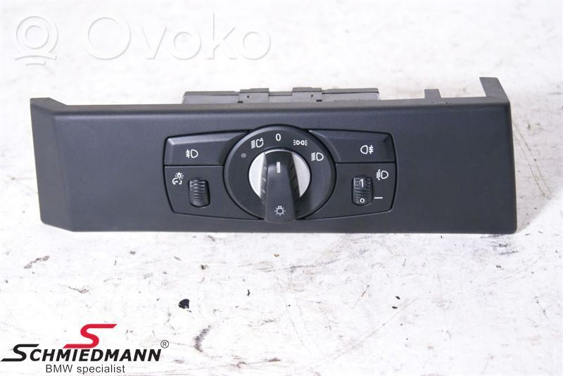 Light switch   61319134725