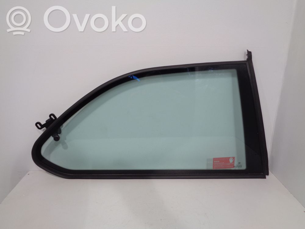 BMW 3 E36 Rear side window 