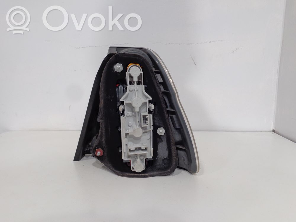 BMW 3 E46 Lemputė 
