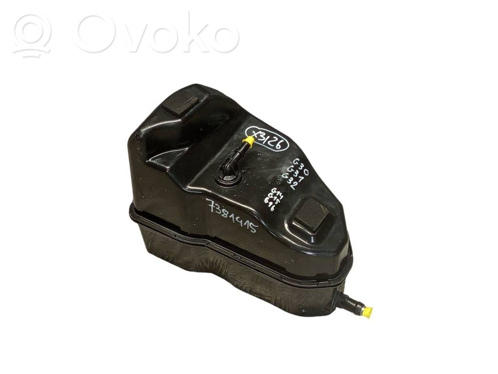 BMW 5 G30 G31 G38 Zbiornik płynu AdBlue 