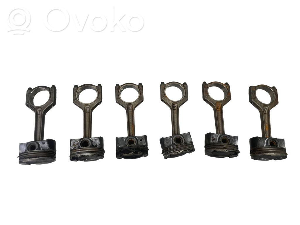 BMW X3 F25 Tłok z korbowodem 