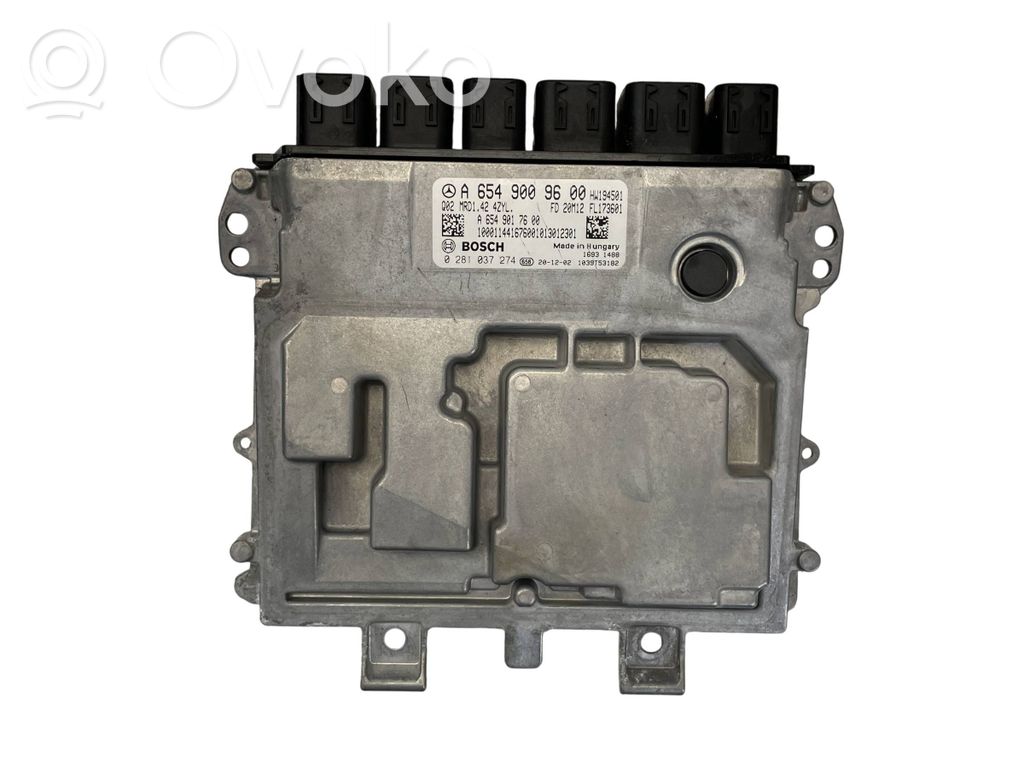 Mercedes-Benz CLA C118 X118 Engine control unit/module 