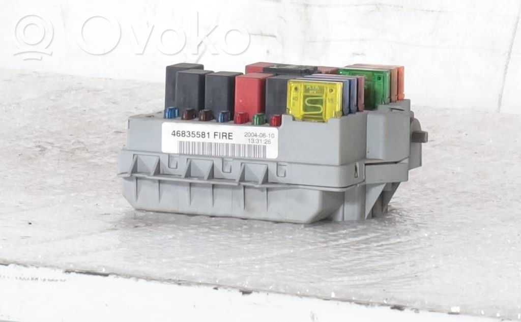Fiat Punto (188) Modul siguranțe 