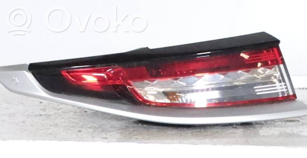 DS Automobiles 3 Crossback Takavalot 