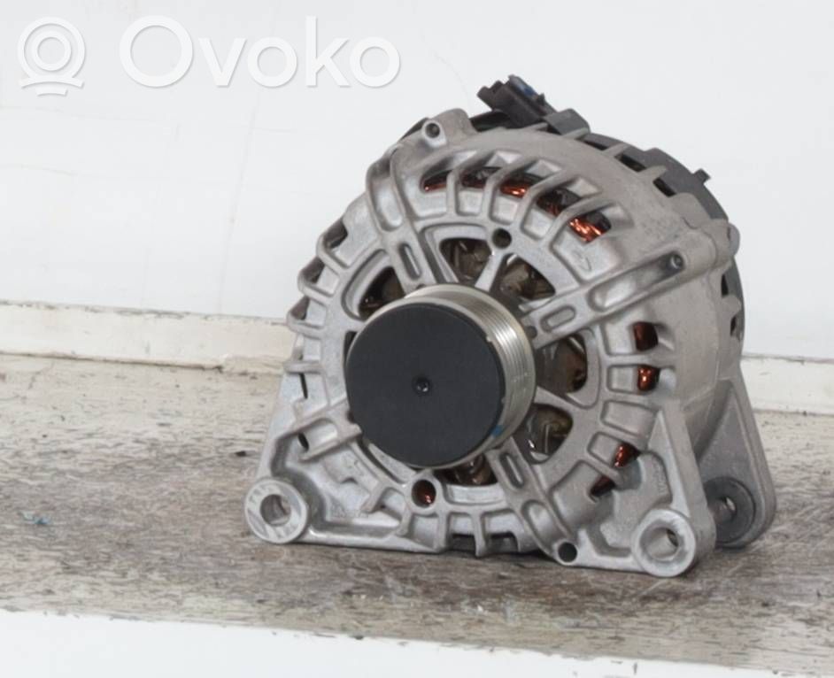 Peugeot 408 II Alternador 