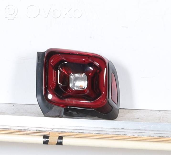 Lampa tylna   1048UP,52087957