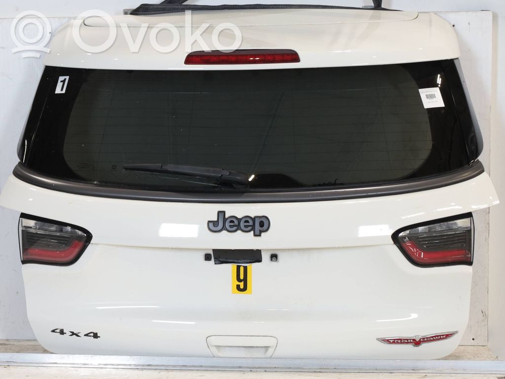 Jeep Cherokee KM Puerta del maletero/compartimento de carga 