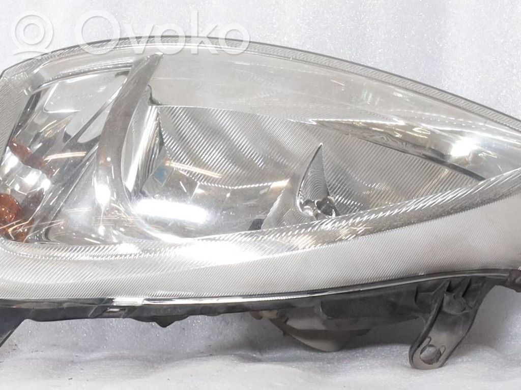 Opel Corsa C Phare frontale 