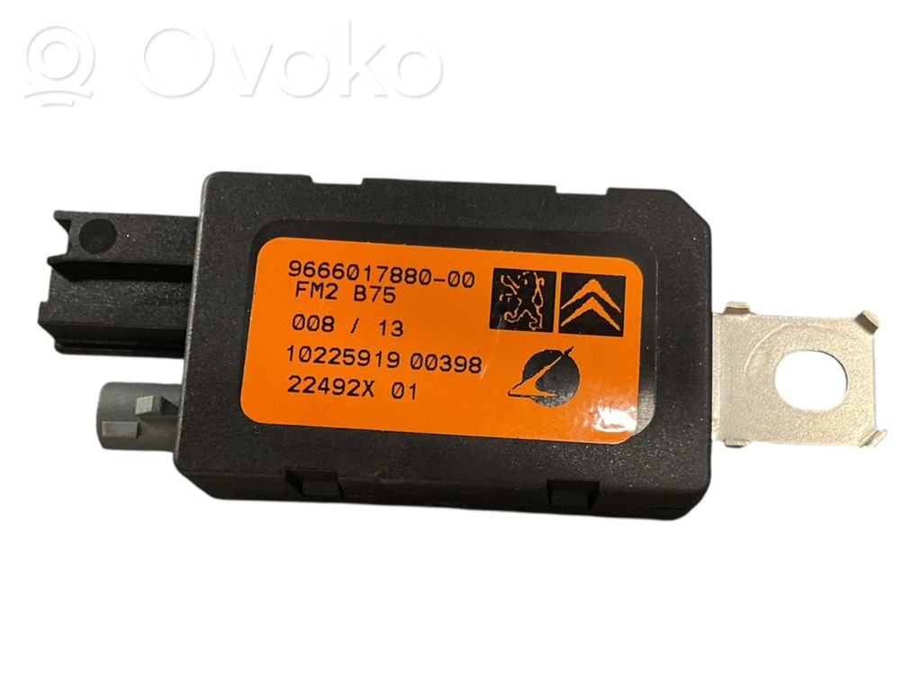 Citroen DS4 Antenos stiprintuvas 