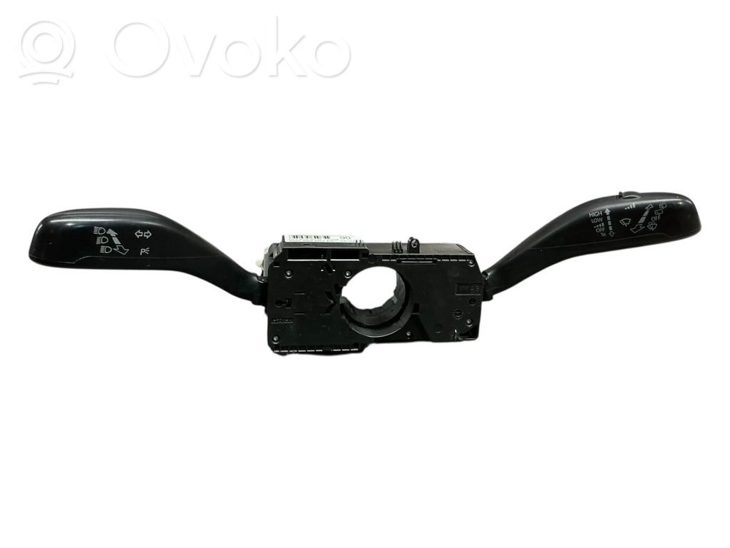 Volkswagen Polo V 6R Manetka / Przełącznik kierunkowskazów wycieraczek 