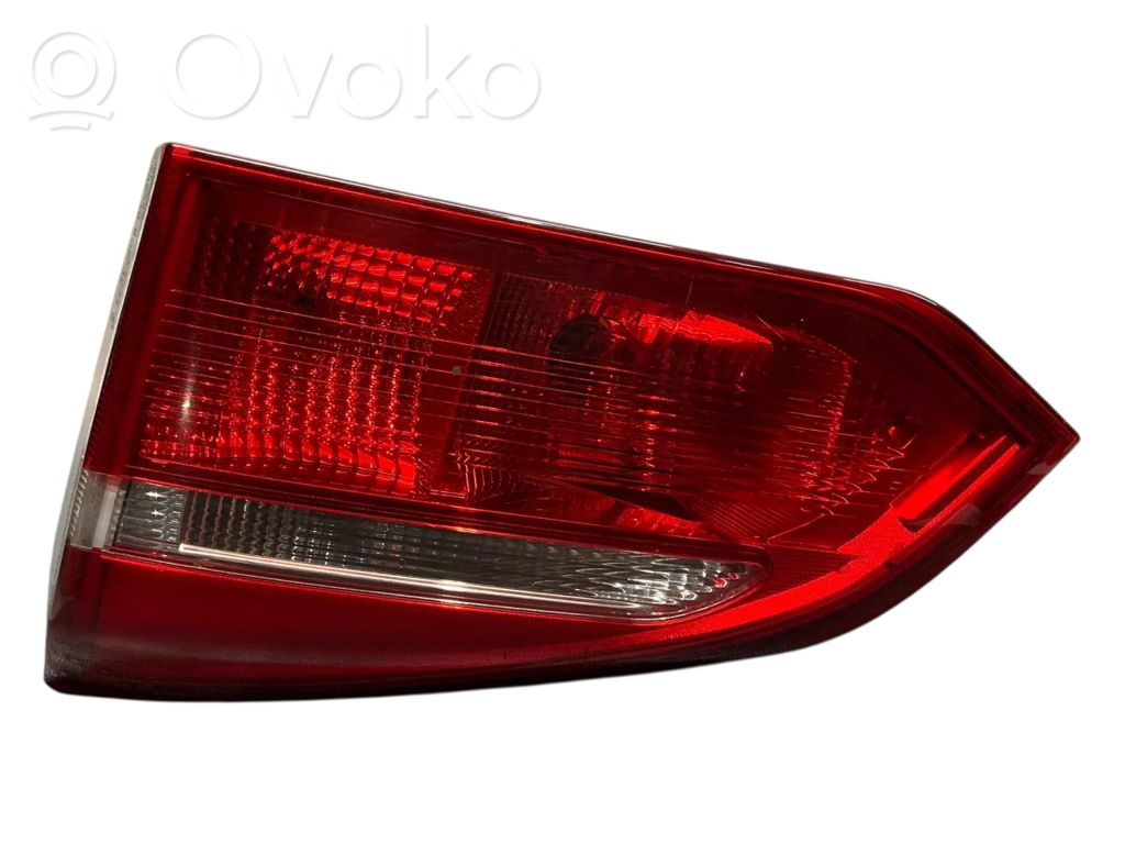 Ford Focus Tailgate rear/tail lights 