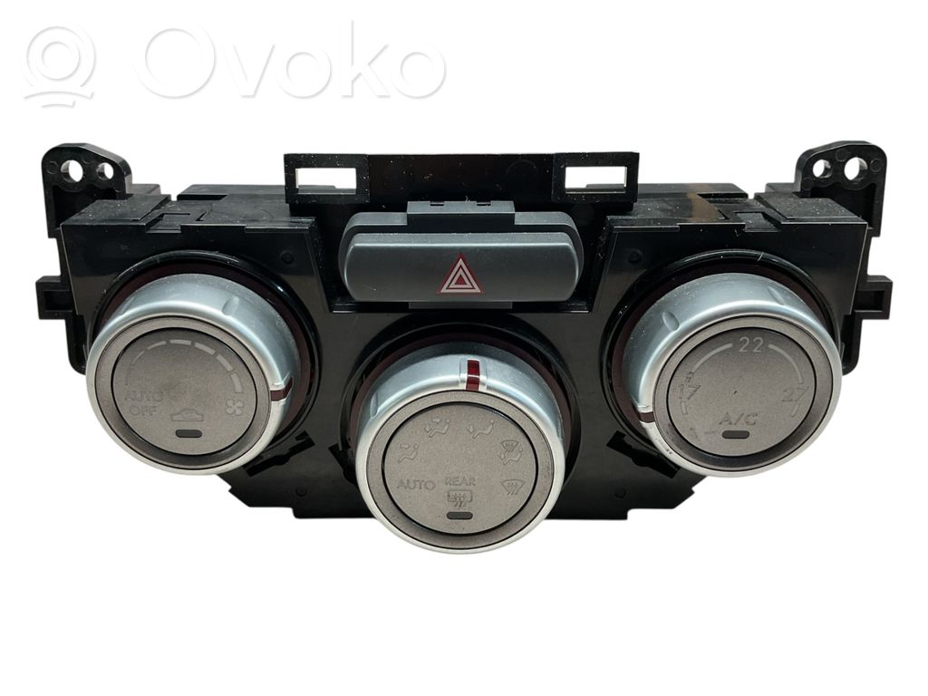 Subaru Impreza III Climate control unit 