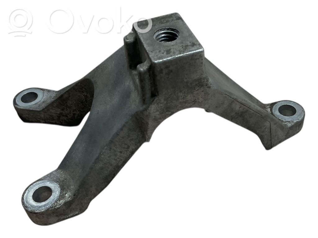 Gearbox mounting bracket   3M517M125