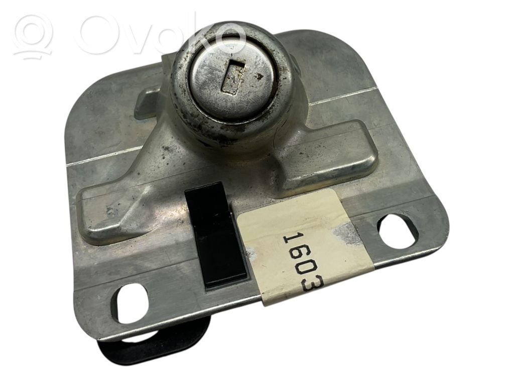 Volvo S80 Serratura esterna portellone 