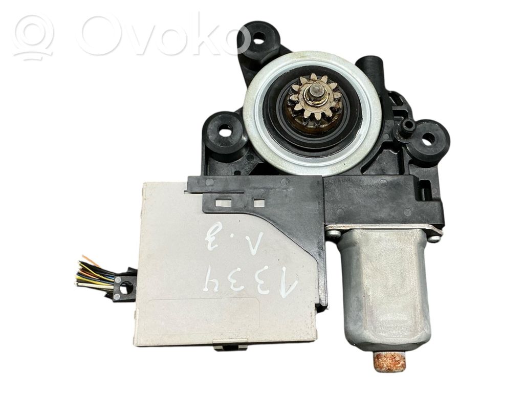 Skoda Octavia Mk3 (5E) Rear door window regulator motor 