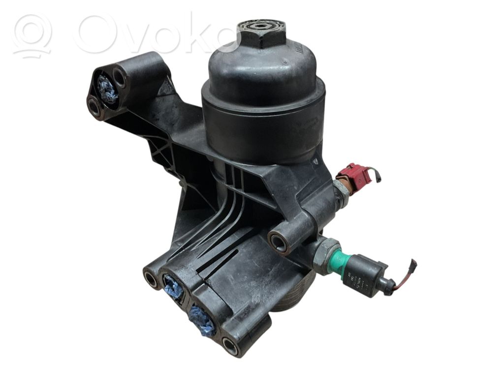 Mocowanie / uchwyt filtra oleju   03N117021,03N115433A,03N115433