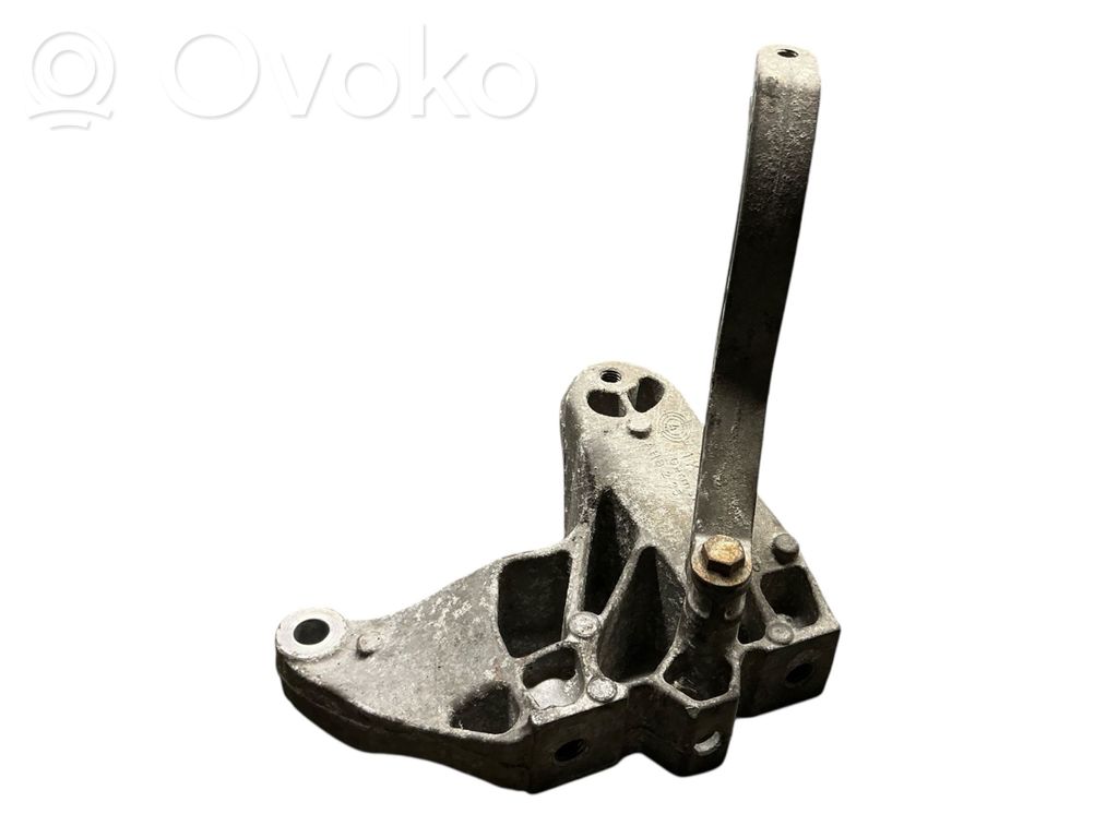 Skoda Octavia Mk3 (5E) Gearbox mounting bracket 
