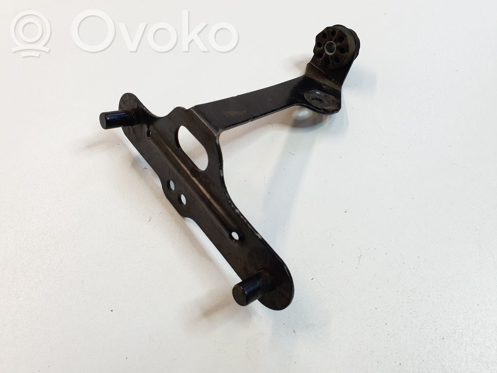 BMW 7 E65 E66 ABS pump bracket 