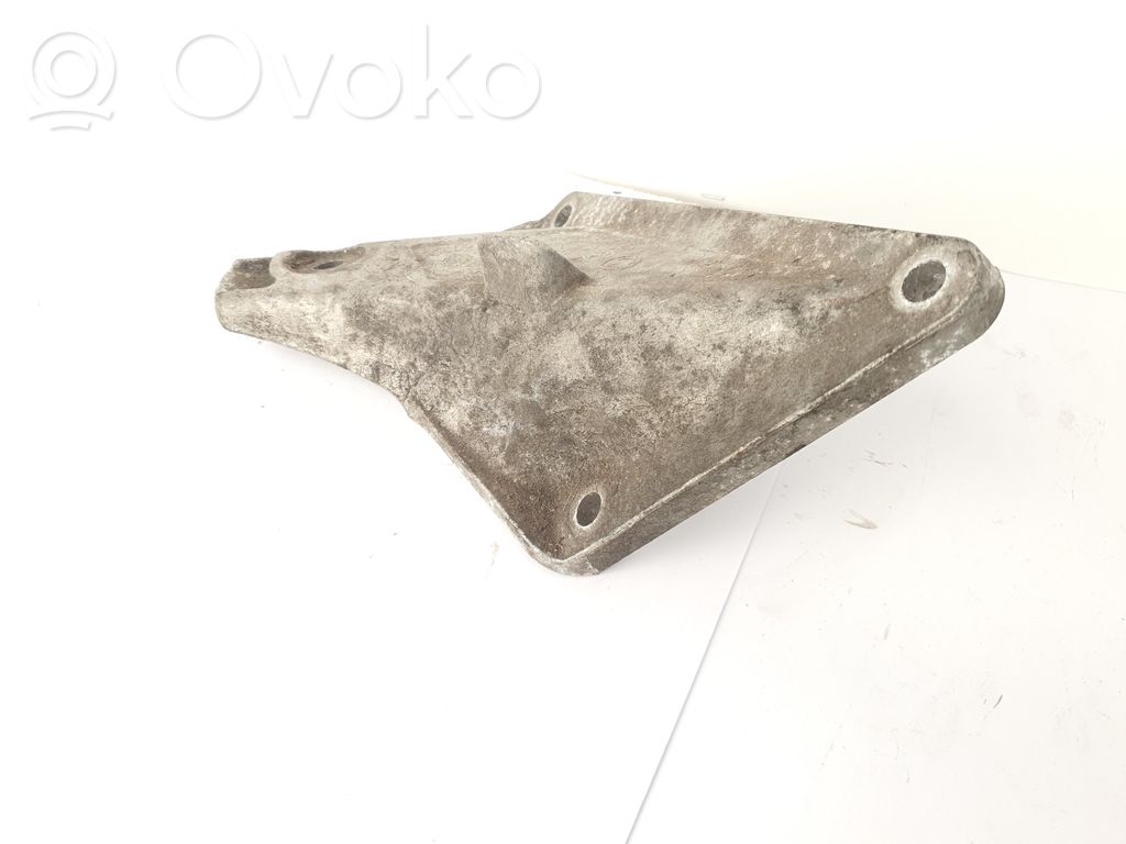 BMW 7 E65 E66 Engine mounting bracket 