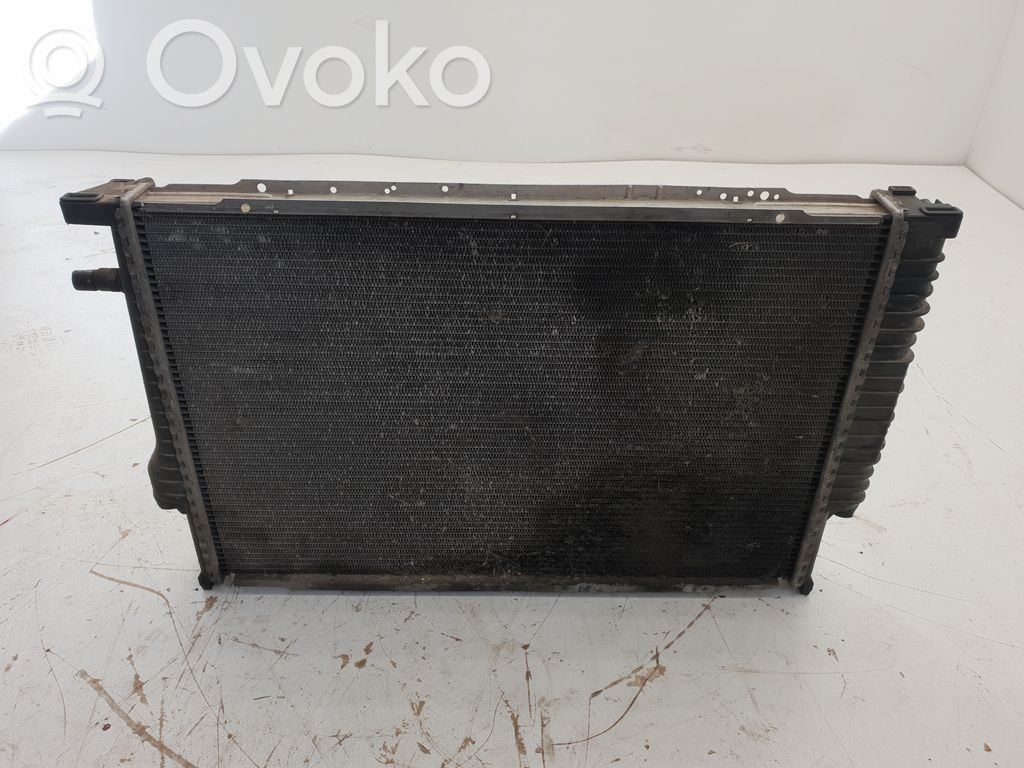 BMW 5 E34 Coolant radiator 