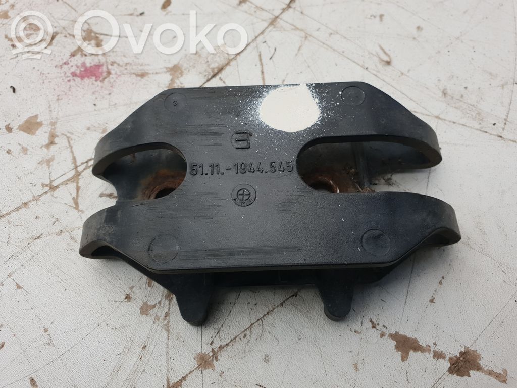 BMW 5 E34 Front bumper support beam 
