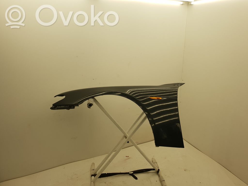 BMW 7 E65 E66 Sparnas 