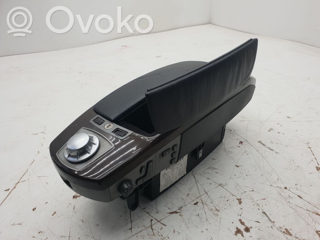 BMW 7 E65 E66 Center console 