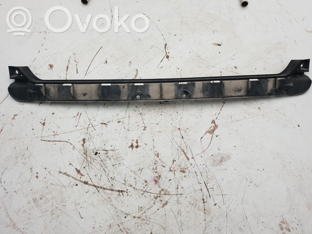 BMW 7 E65 E66 Takapuskurin kannake 