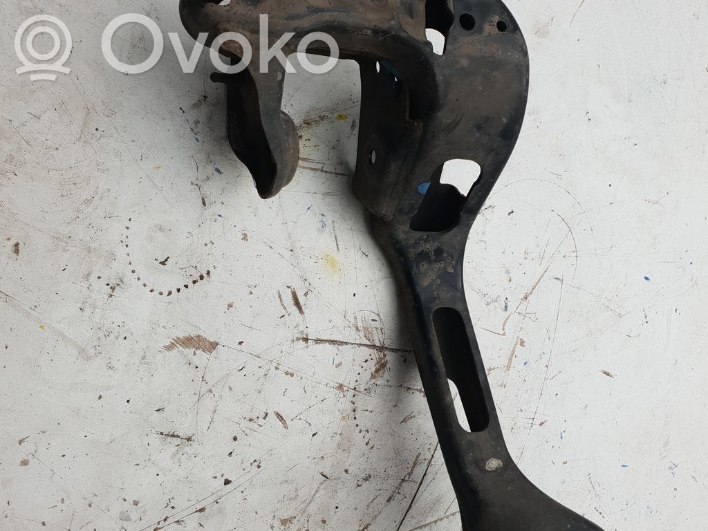 BMW X3 E83 Gearbox mounting bracket 