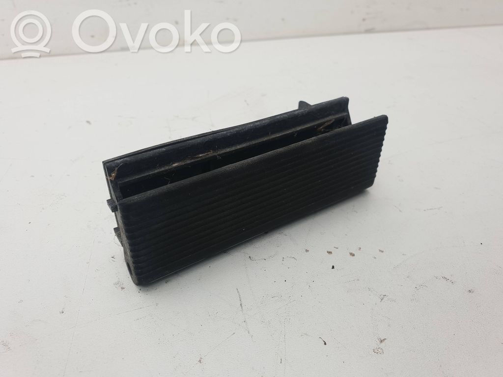 Vacuum pump   8108852