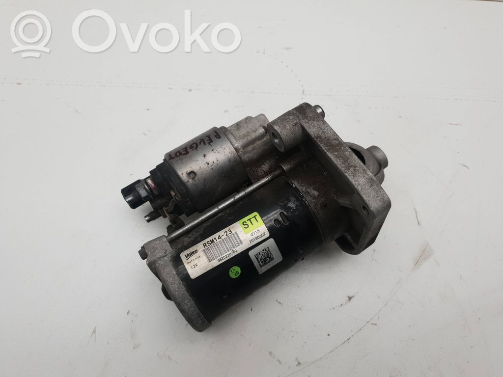 Peugeot 208 II Motor de arranque 