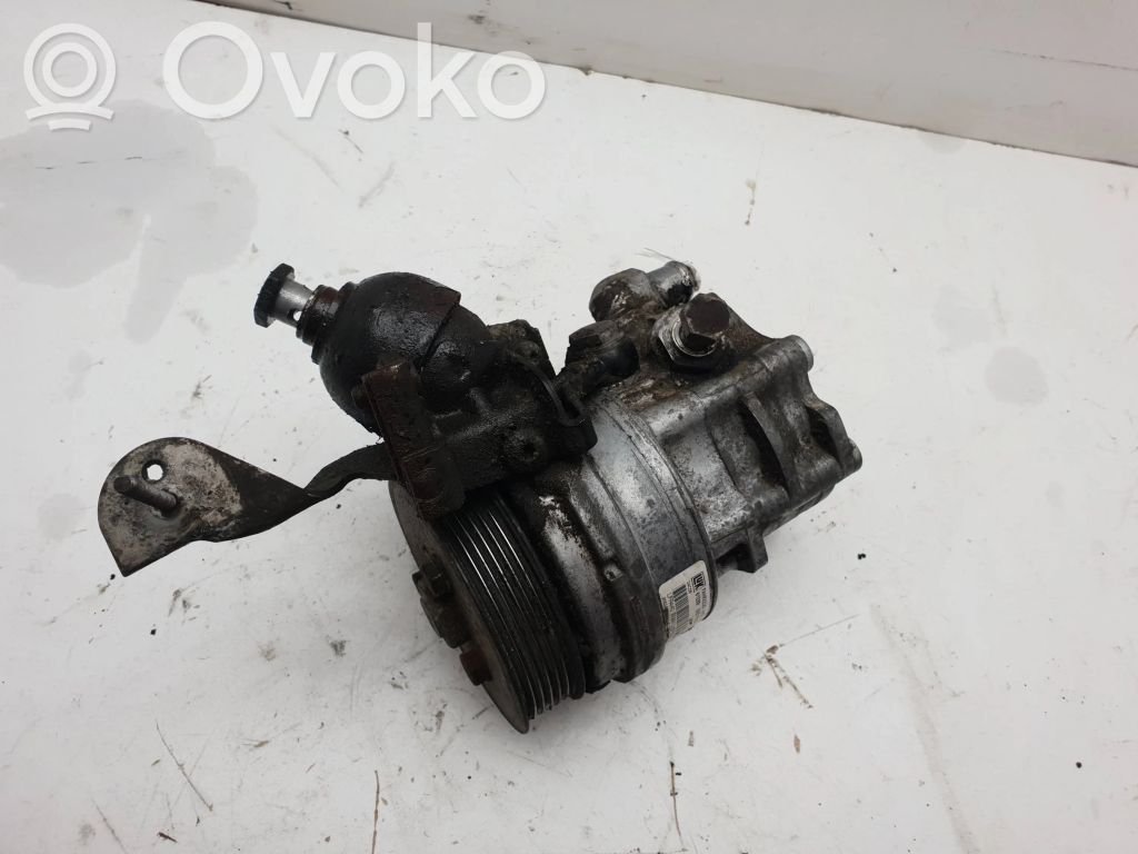 Vairo stiprintuvas (elektrinis)   6765307,61289,LH2112478