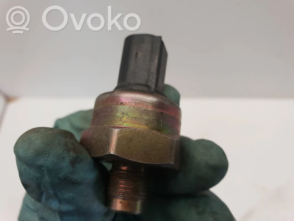 BMW 5 E39 Brake pedal sensor switch 