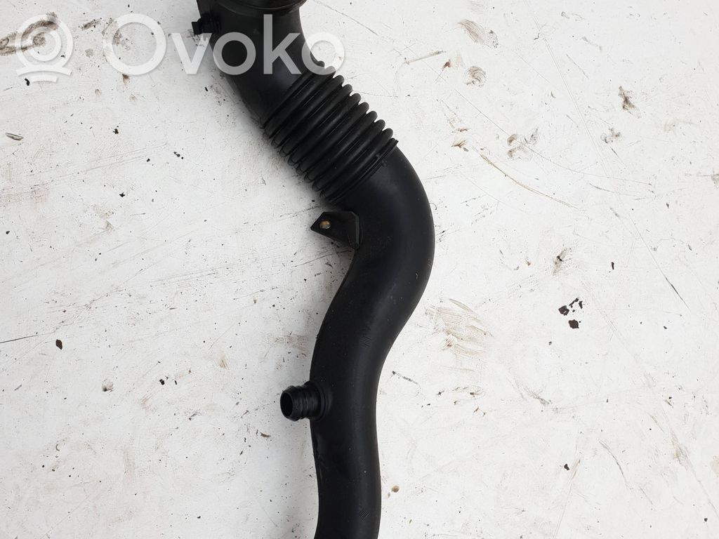 BMW 7 E65 E66 Air intake duct part 