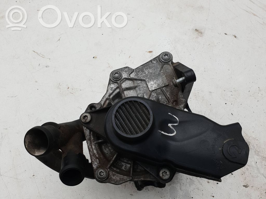 Volkswagen Polo V 6R Водяной насос 