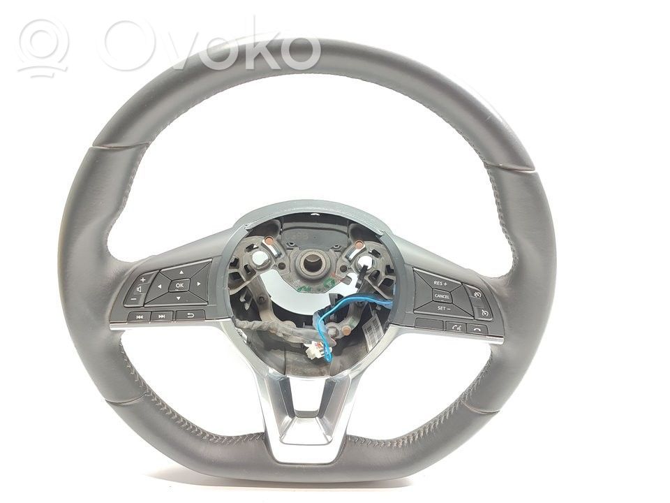 Nissan Qashqai Lenkrad 