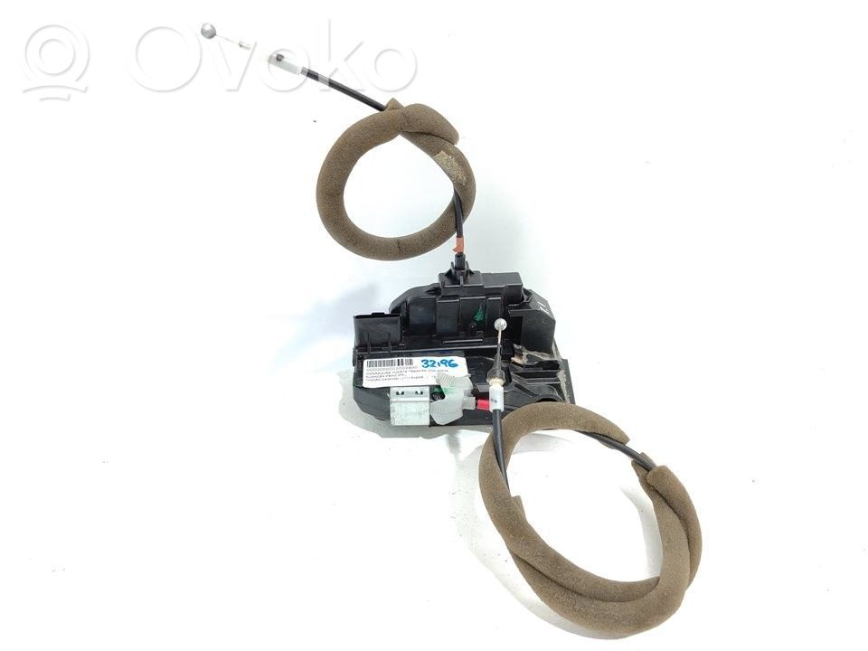 Nissan Qashqai Rear door lock 