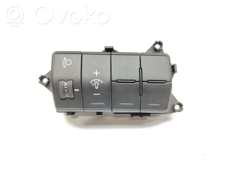 Interruptor de control del panel de luces   93310A6100RY