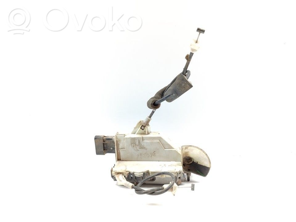 Citroen C3 Front door lock 