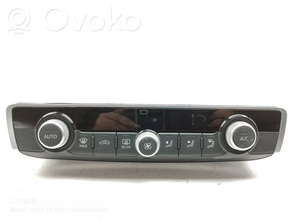 Audi A1 Climate control unit 