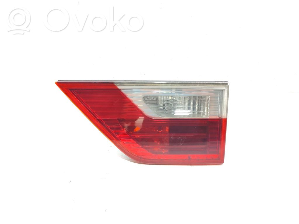 BMW X3 E83 Takaluukun takavalot 