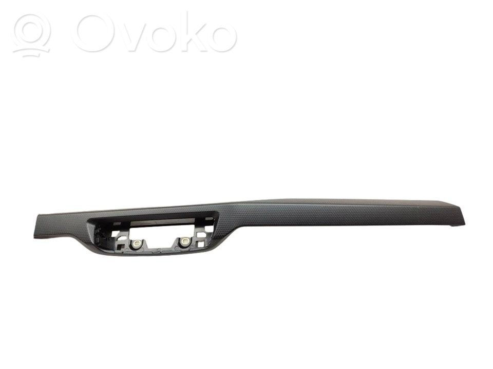 Audi A1 Apatinė apdaila 