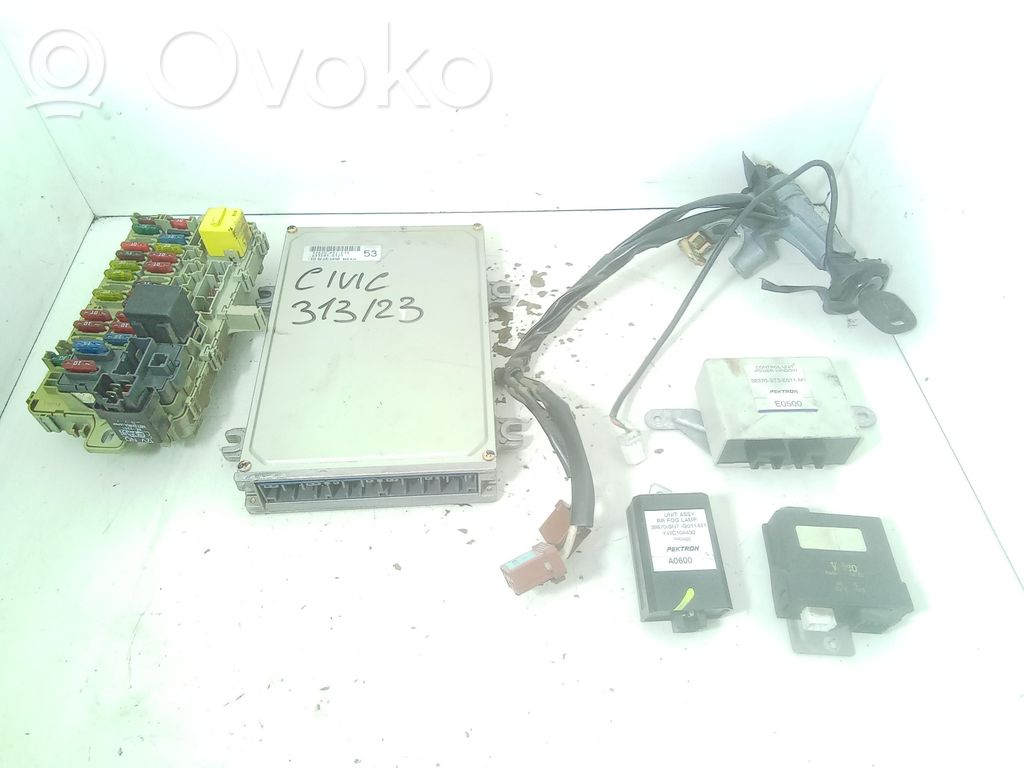 Honda Civic Aizdedzes ECU komplekts 