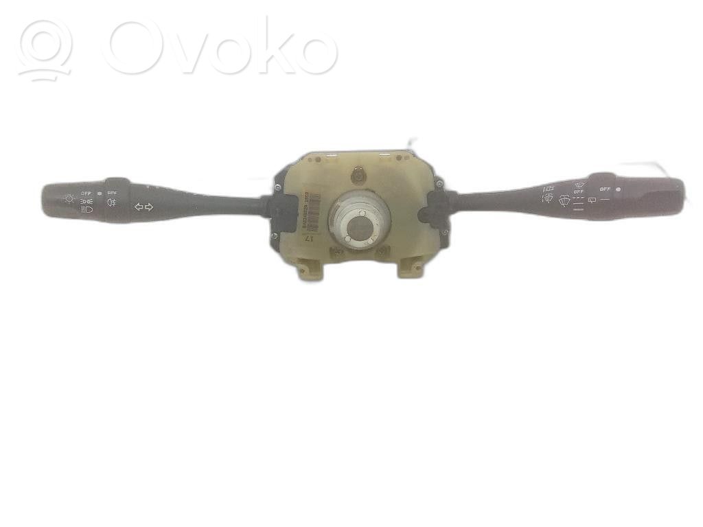 Nissan Micra Bloc semnalizator și ștergător parbriz 
