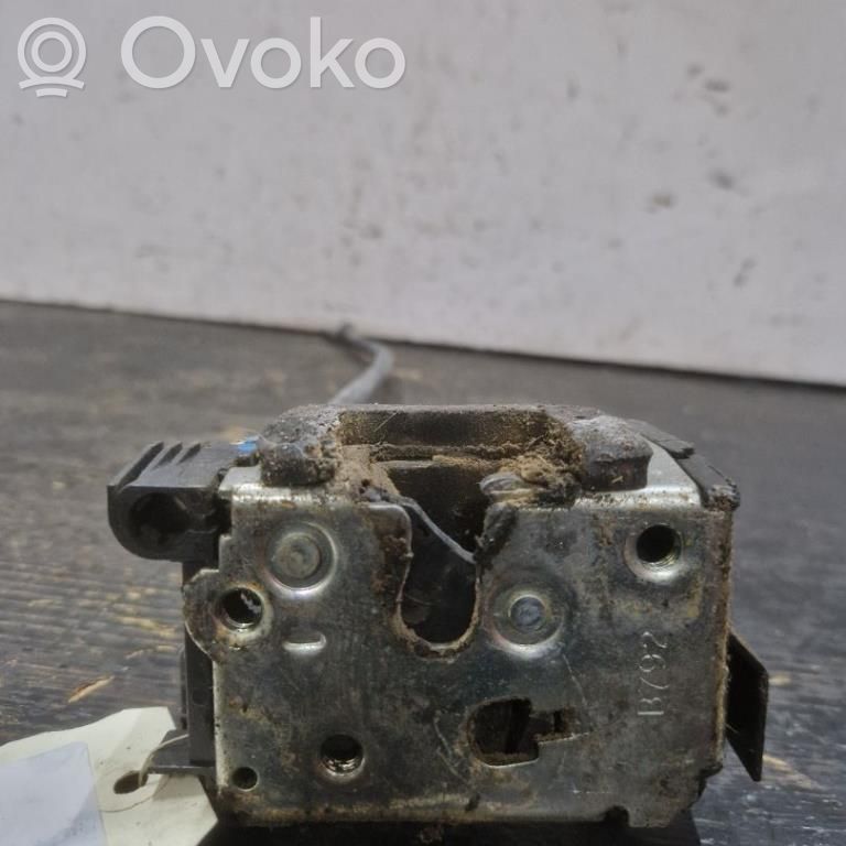 Etuoven lukko